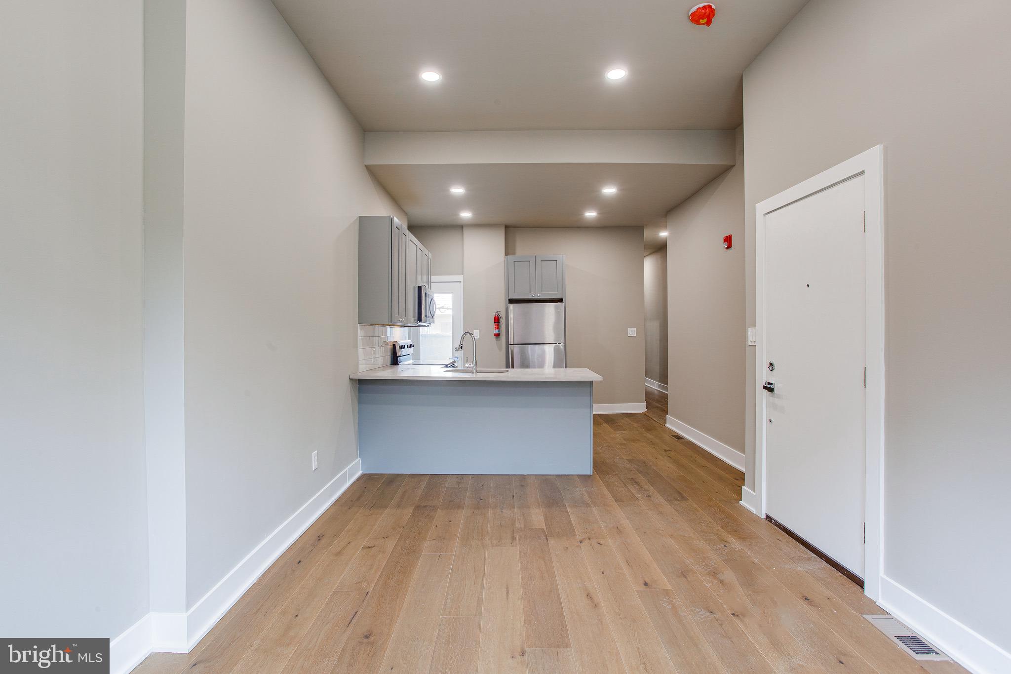 854 N 25TH STREET