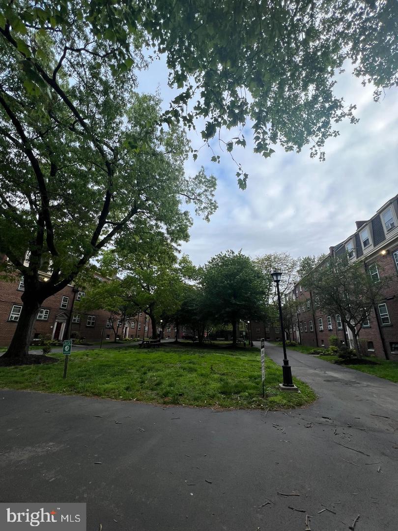 733 MELON PLACE D