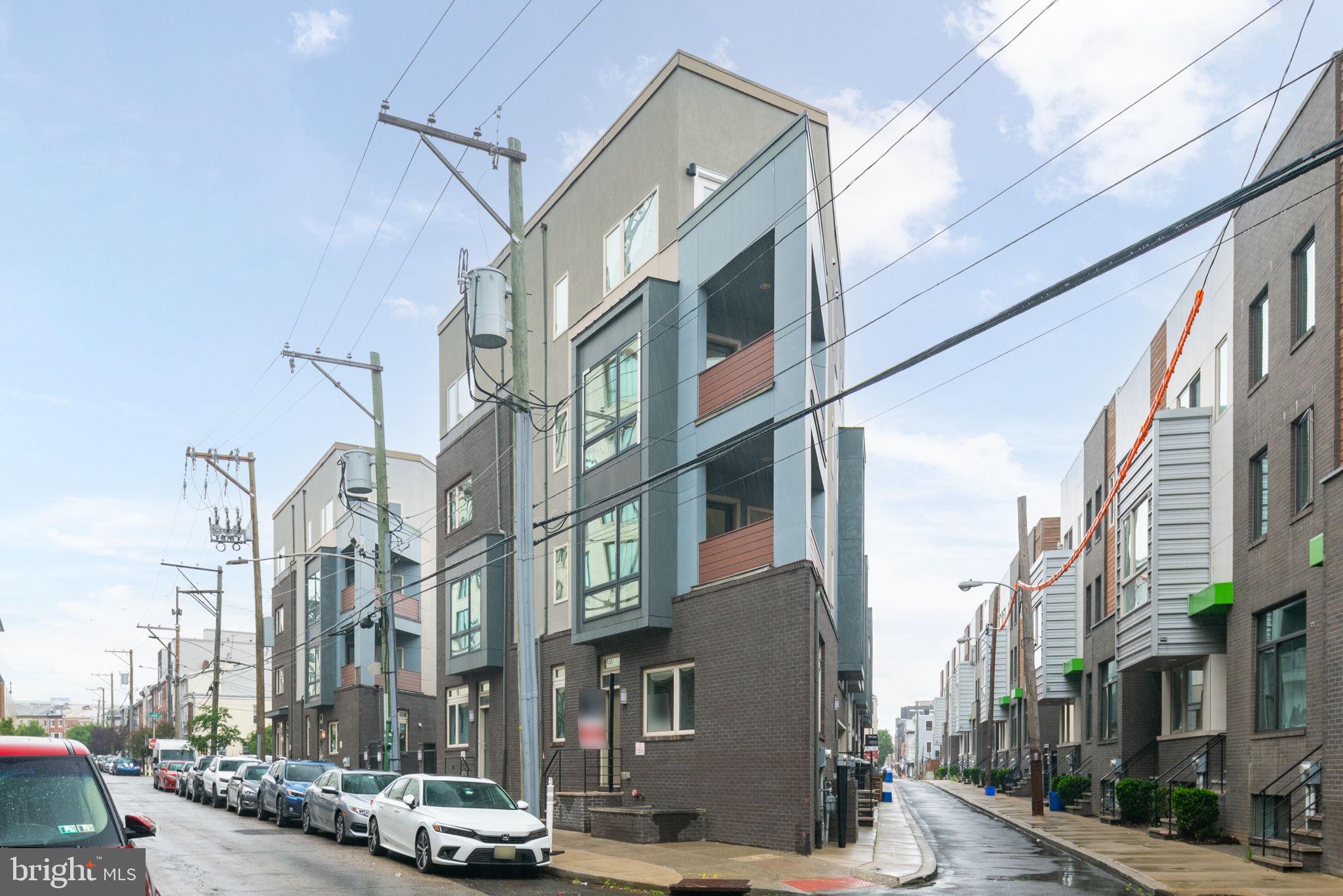 1105 N HANCOCK STREET