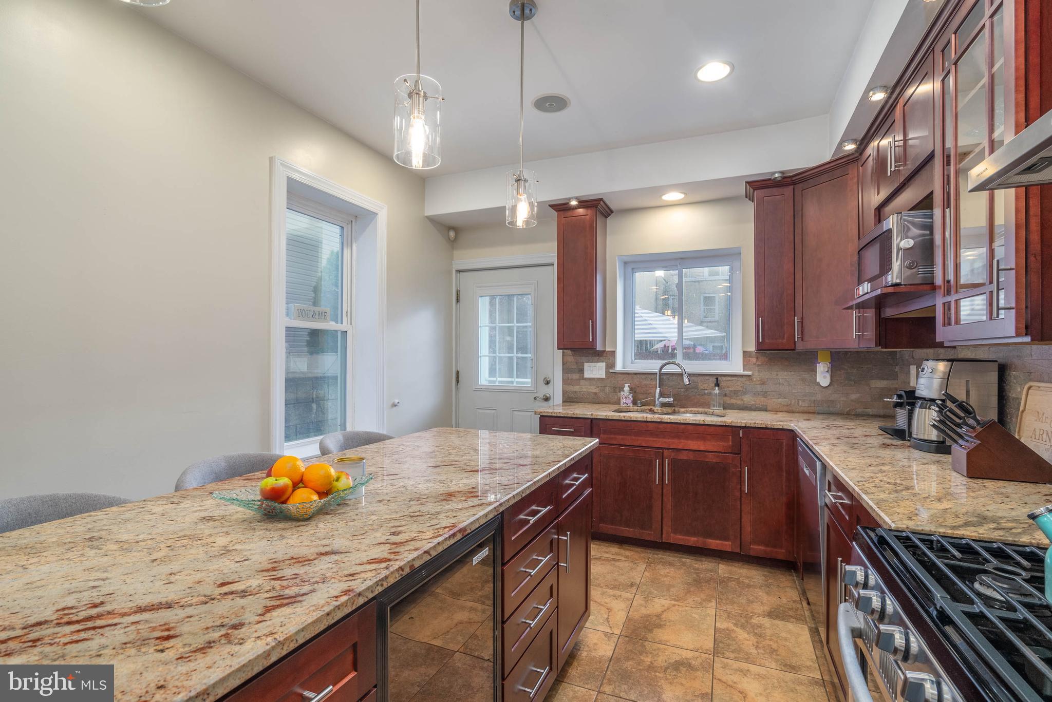854 N 19TH STREET