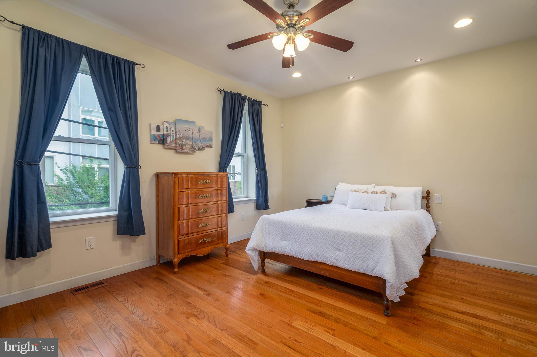 854 N 19TH STREET