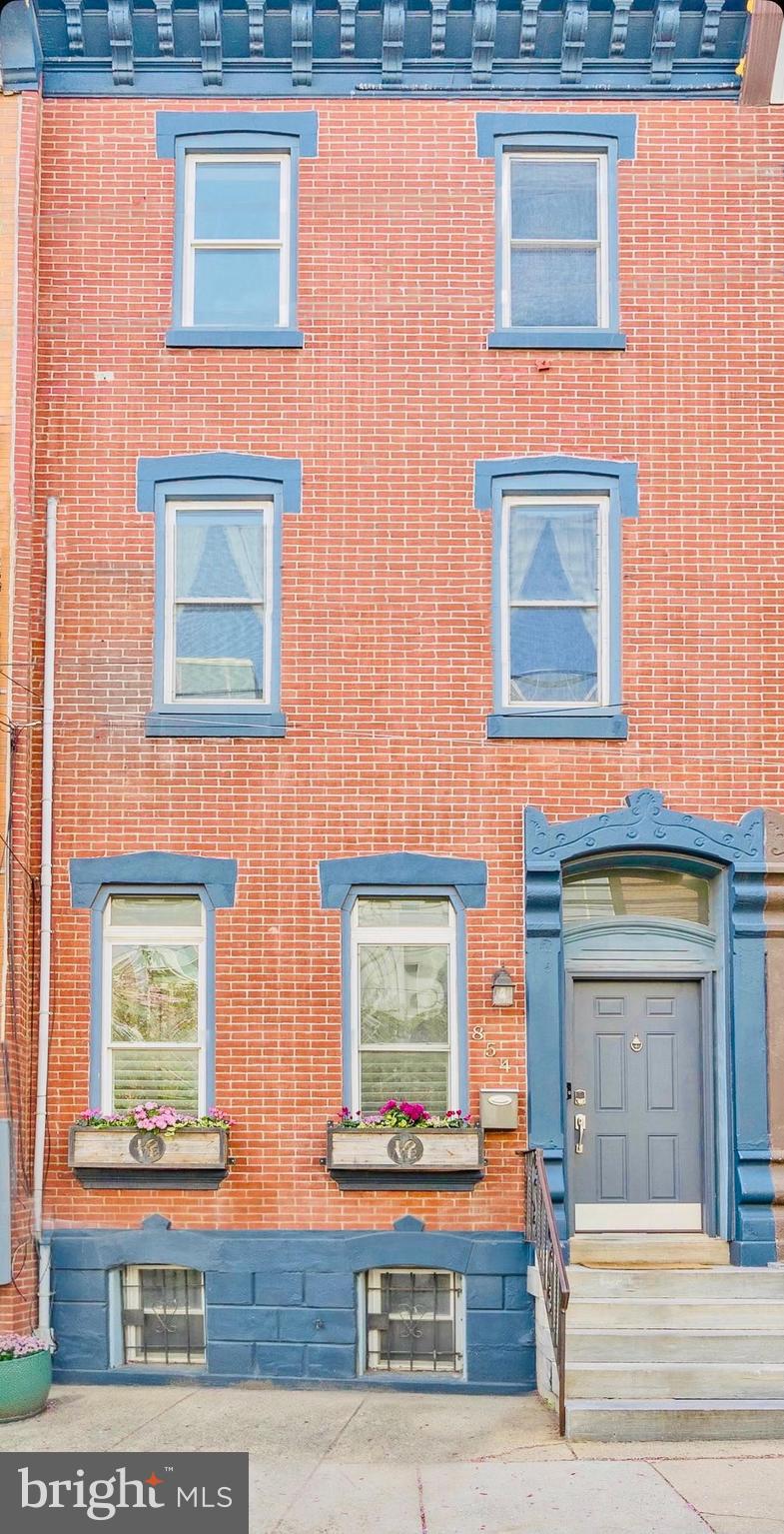 854 N 19TH STREET