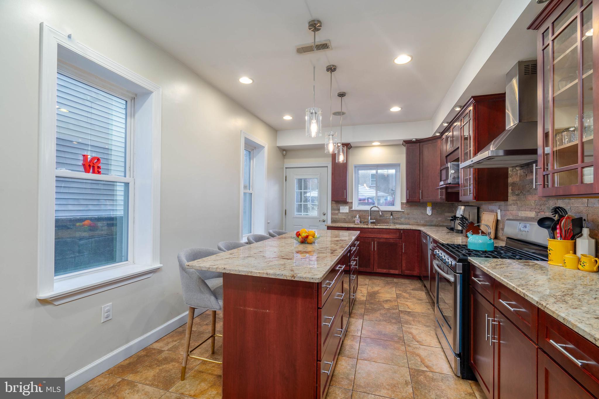 854 N 19TH STREET