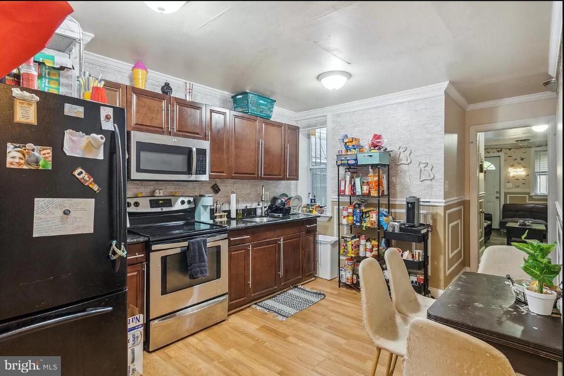 1706 N BOUVIER STREET HOUSE