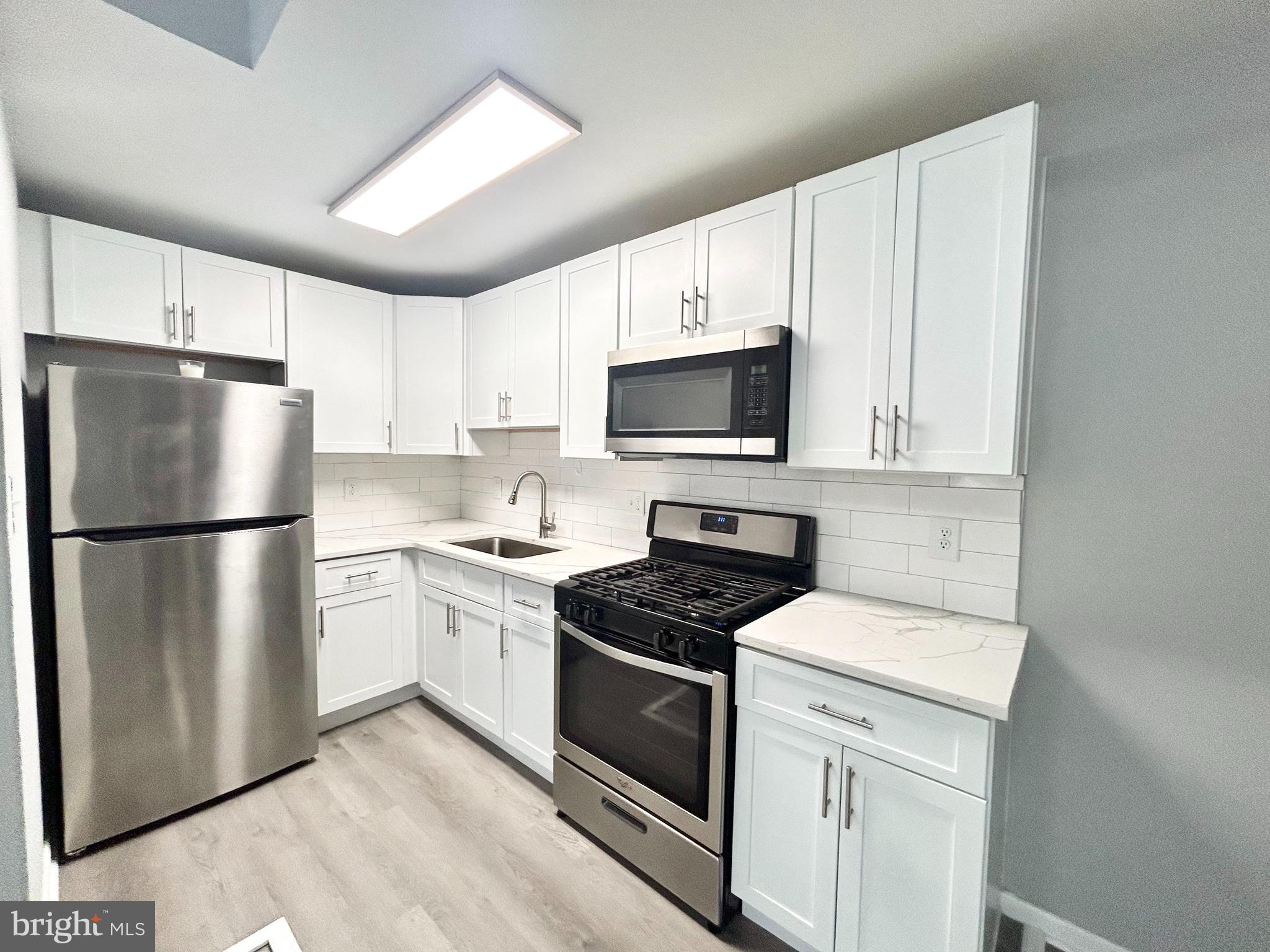 4404 WALNUT STREET 4006 G2