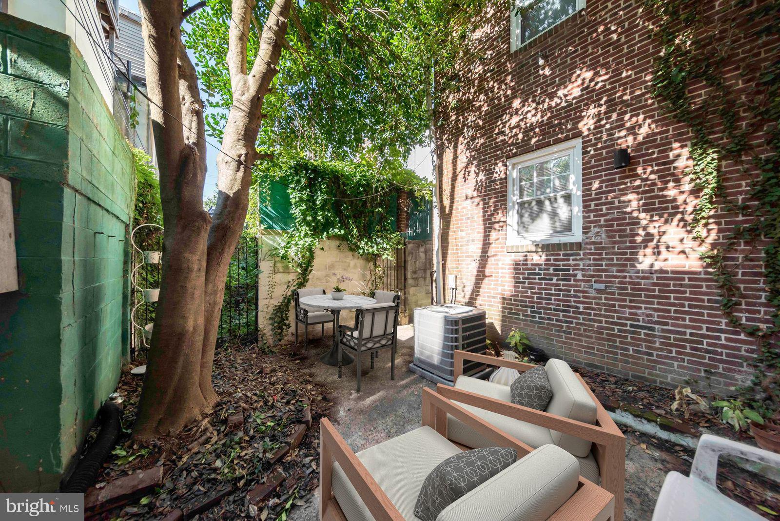 761 S 5TH STREET