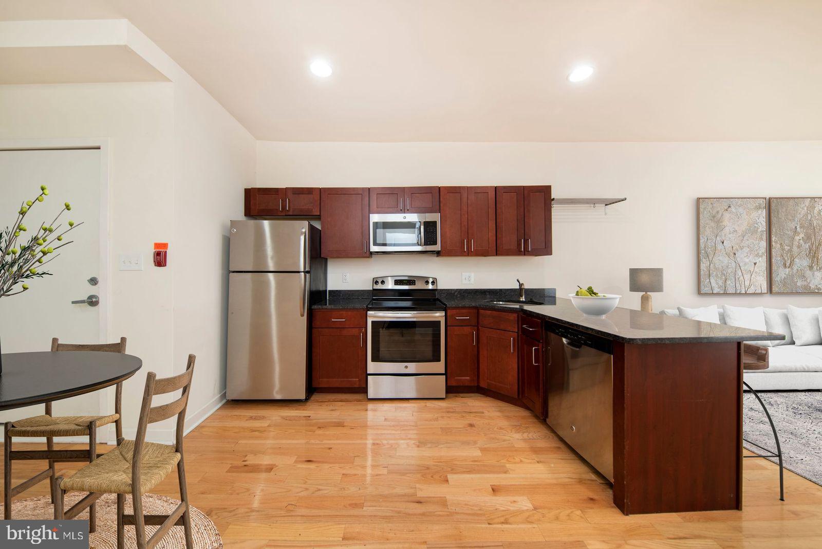 761 S 5TH STREET