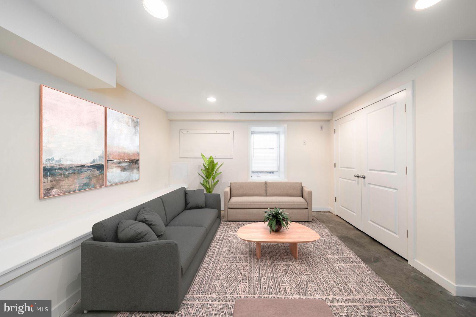 761 S 5TH STREET