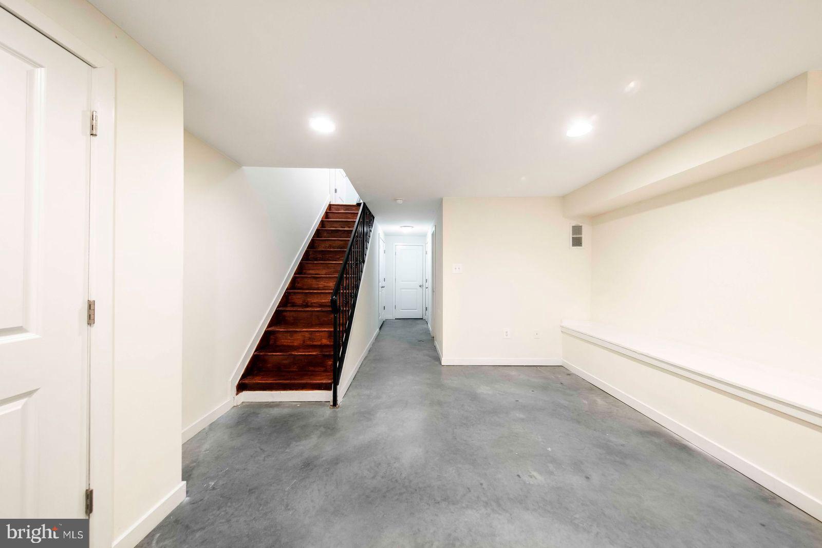 761 S 5TH STREET