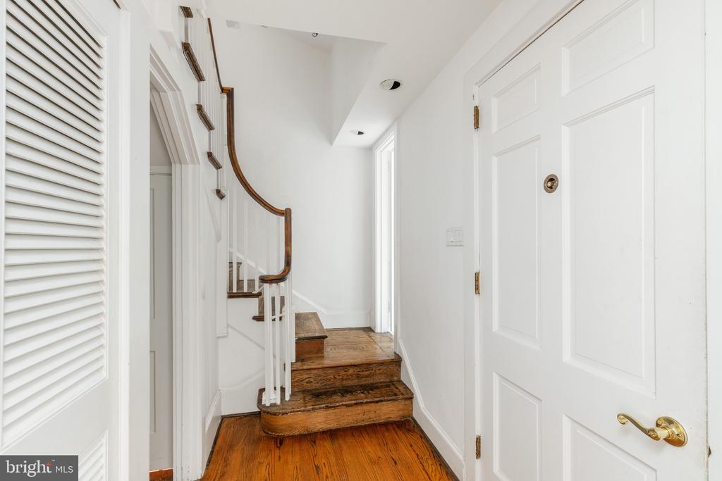 1914 PANAMA STREET 16