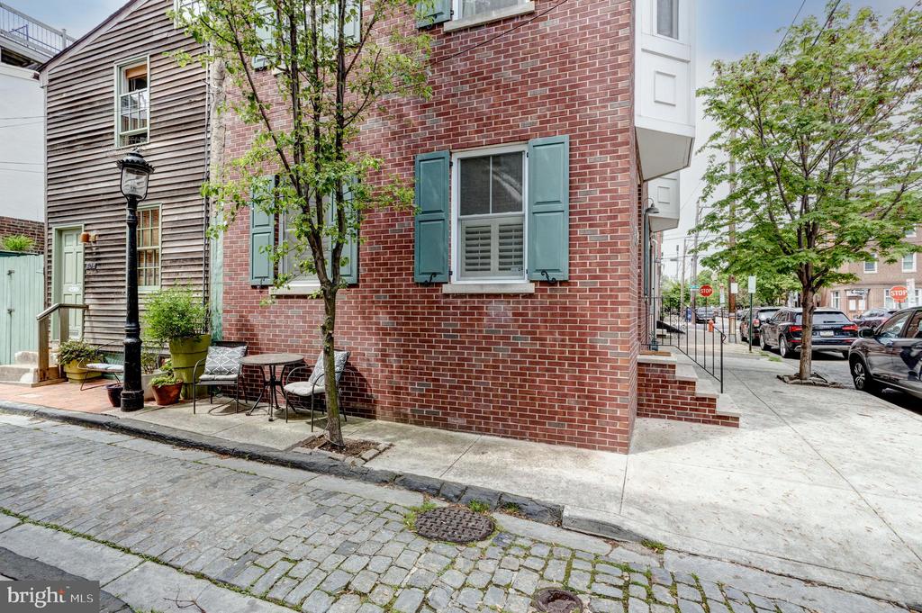 134 CATHARINE STREET 36