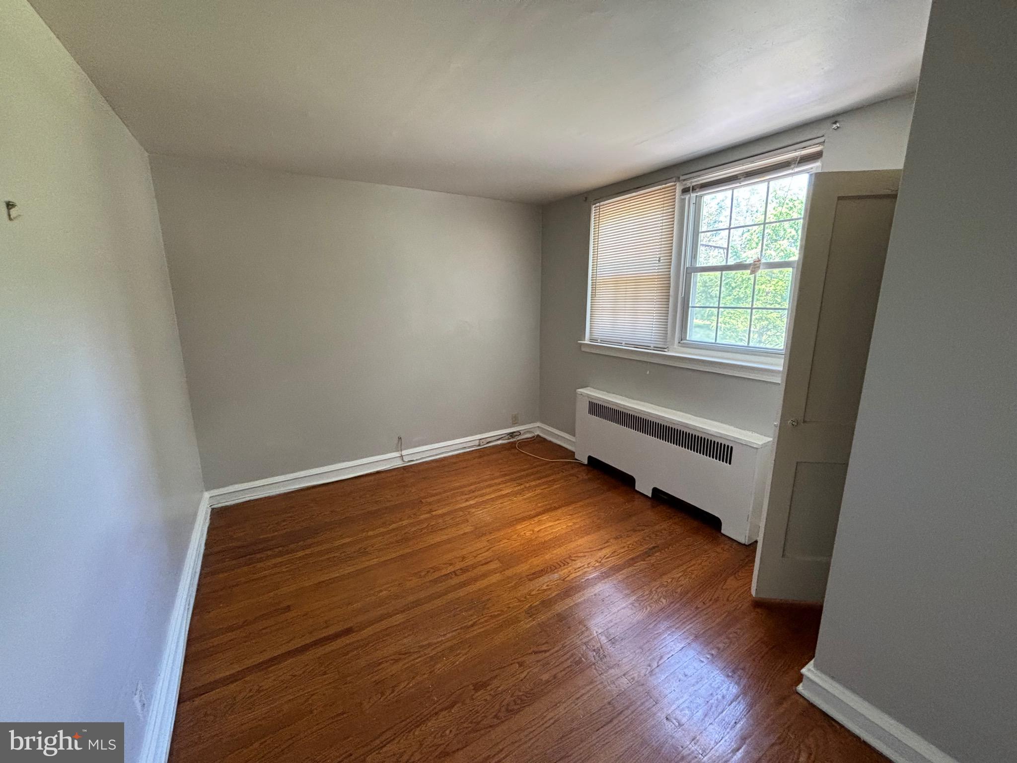 525 E VERNON ROAD 2