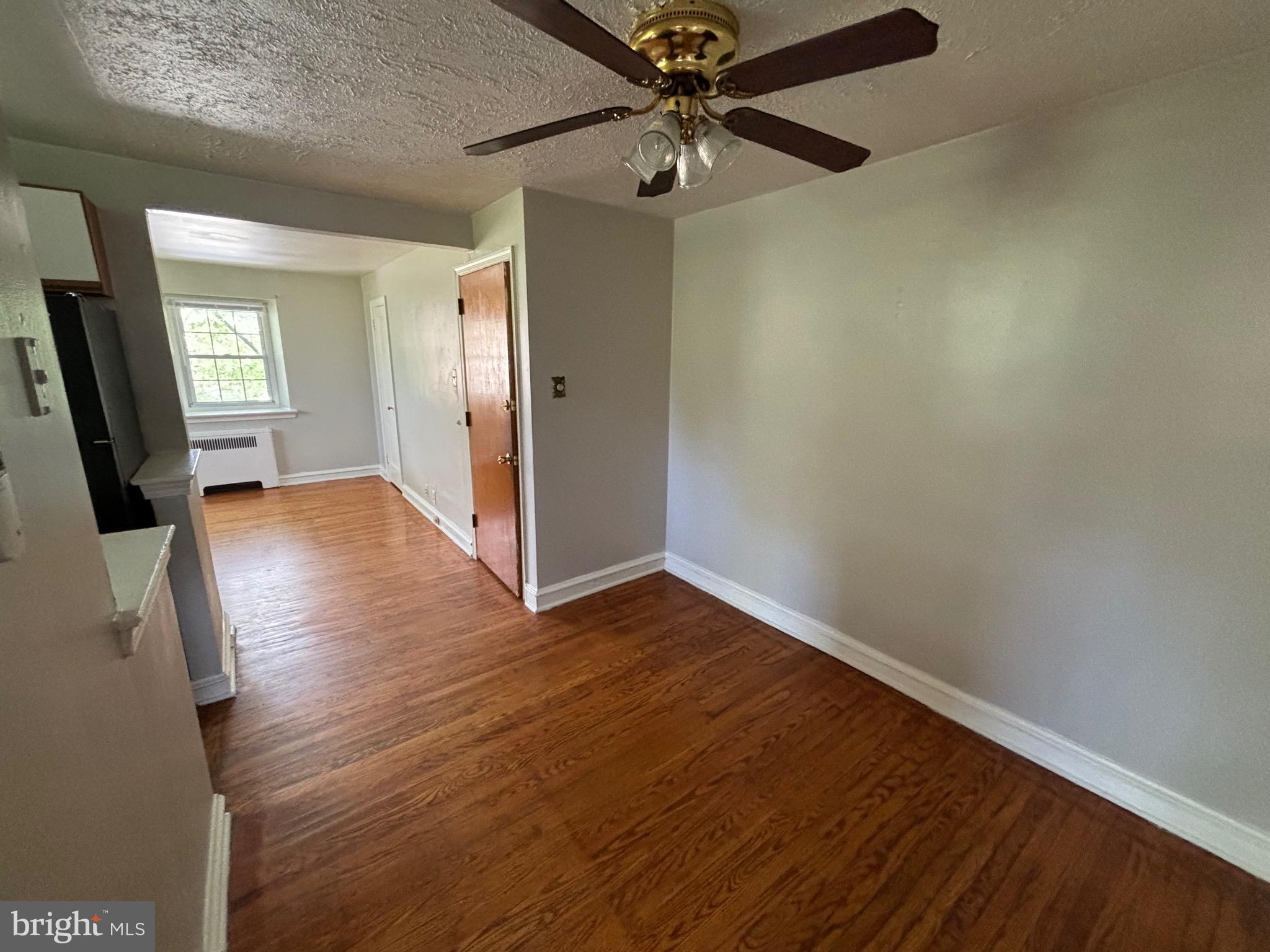 525 E VERNON ROAD 2