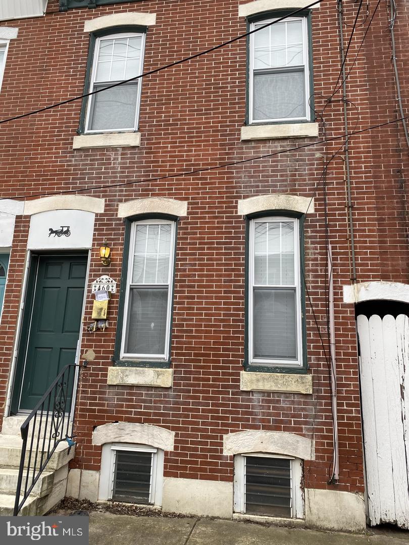 460 MOYER STREET