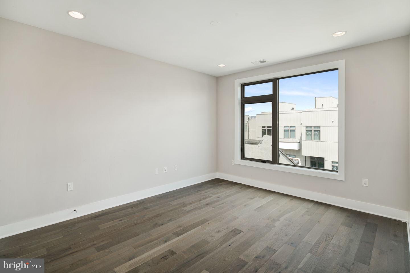 849 N 3RD STREET