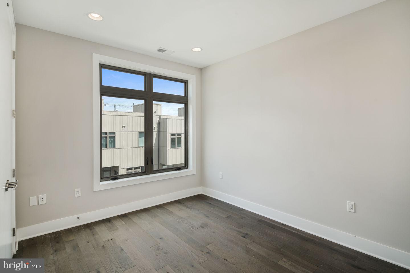 849 N 3RD STREET