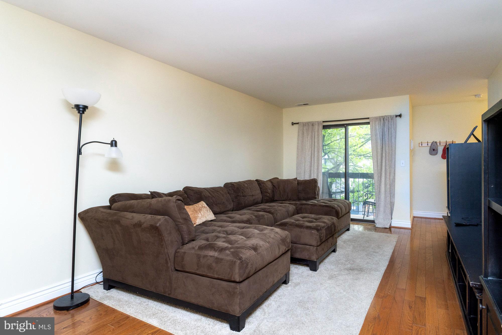1107 SOUTH STREET D