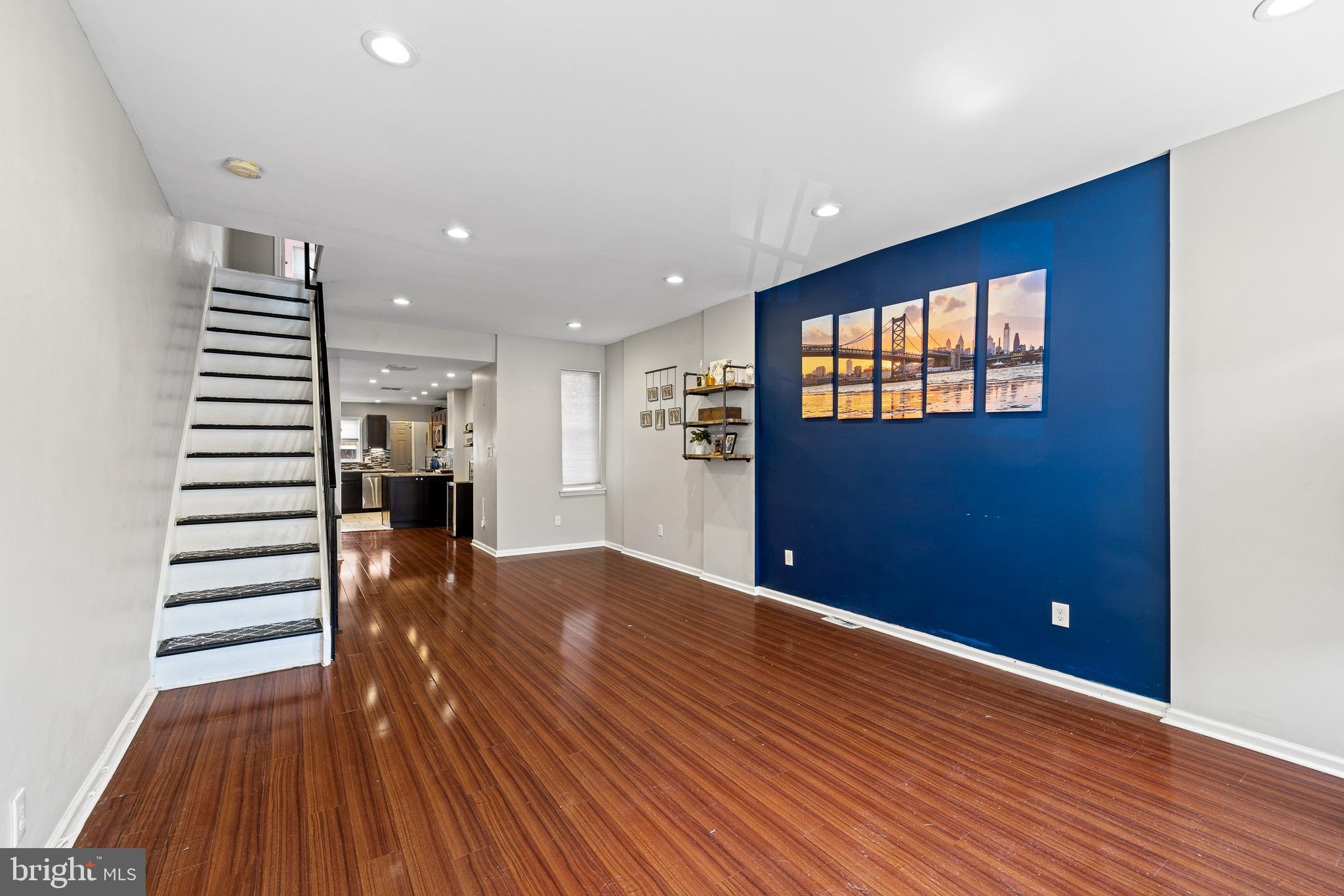 423 JACKSON STREET