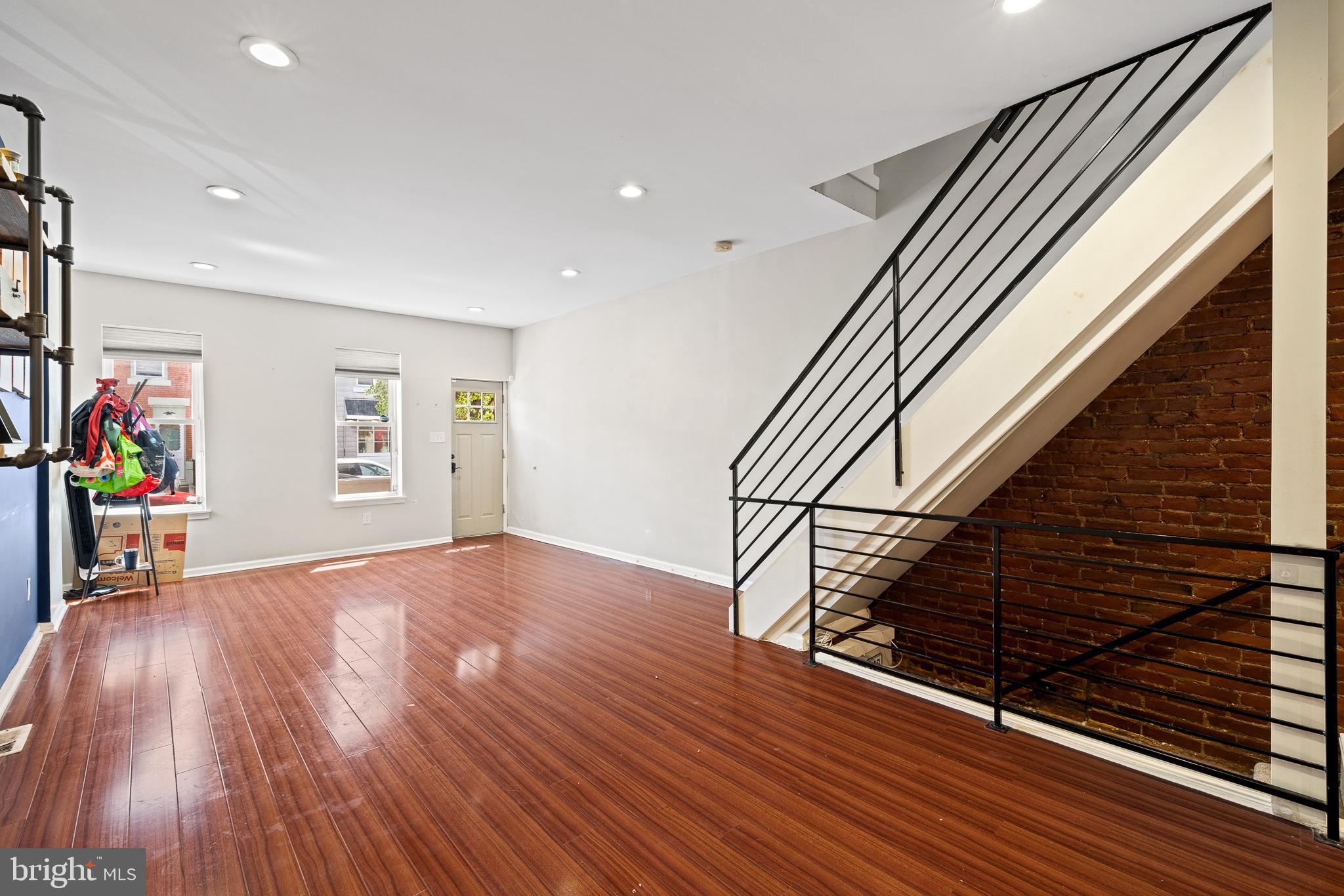 423 JACKSON STREET