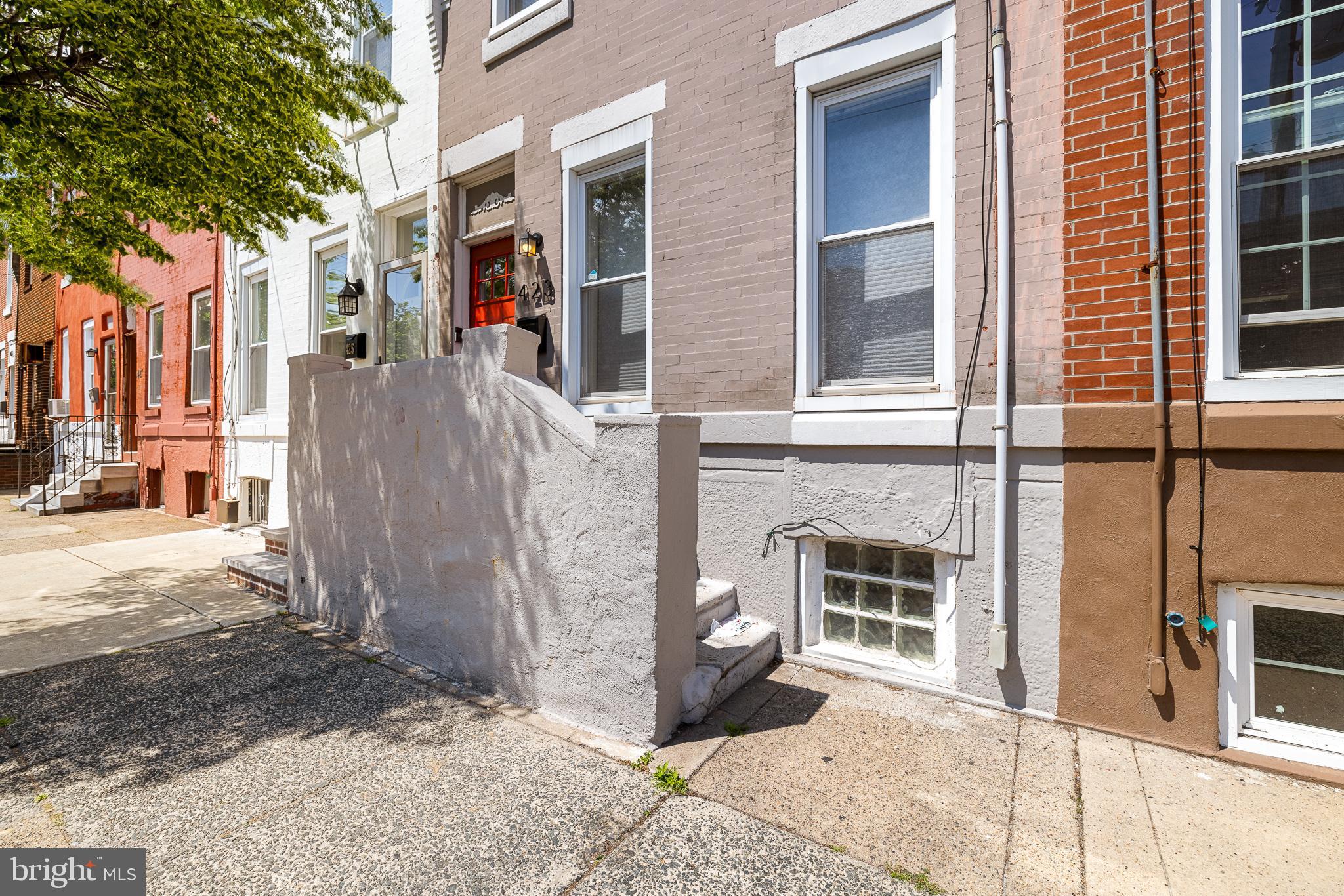 423 JACKSON STREET