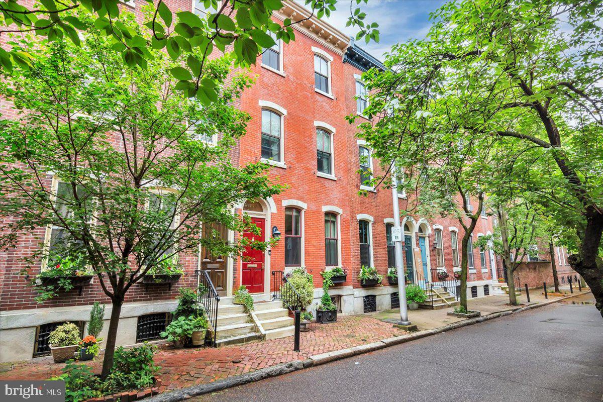 117 N LAMBERT STREET