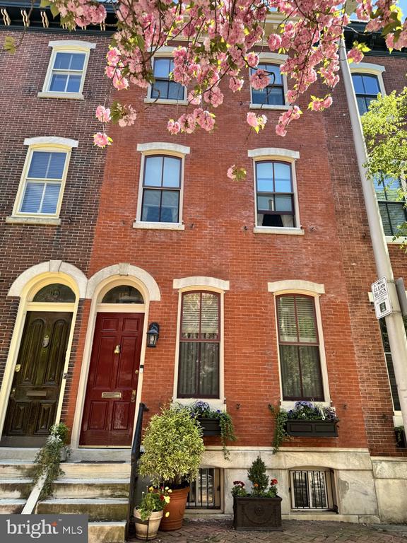 117 N LAMBERT STREET