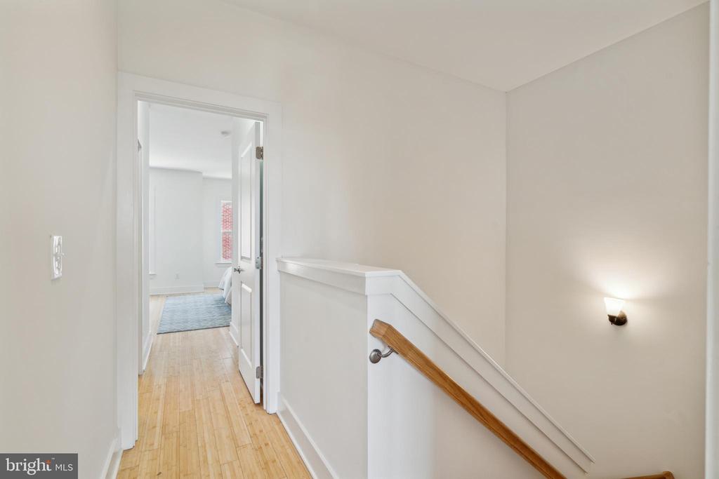 516 MONTROSE STREET