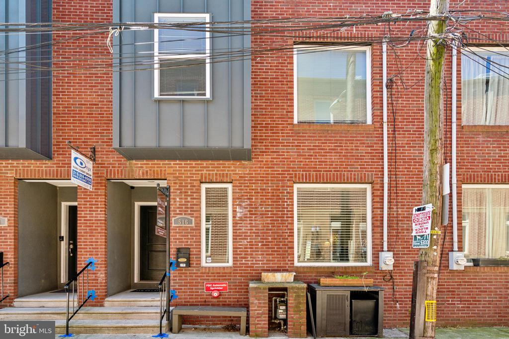 516 MONTROSE STREET