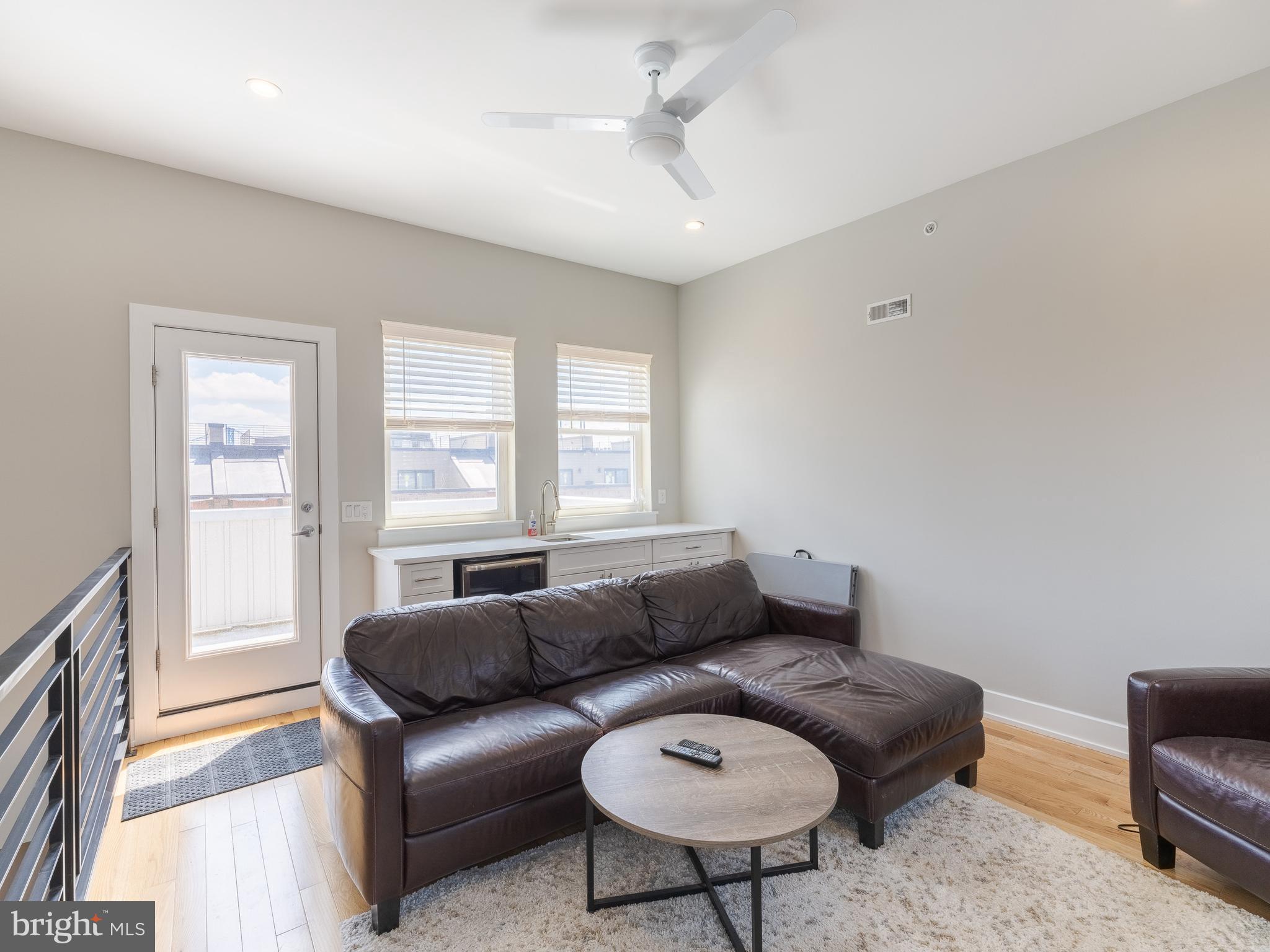129 W ALLEN STREET