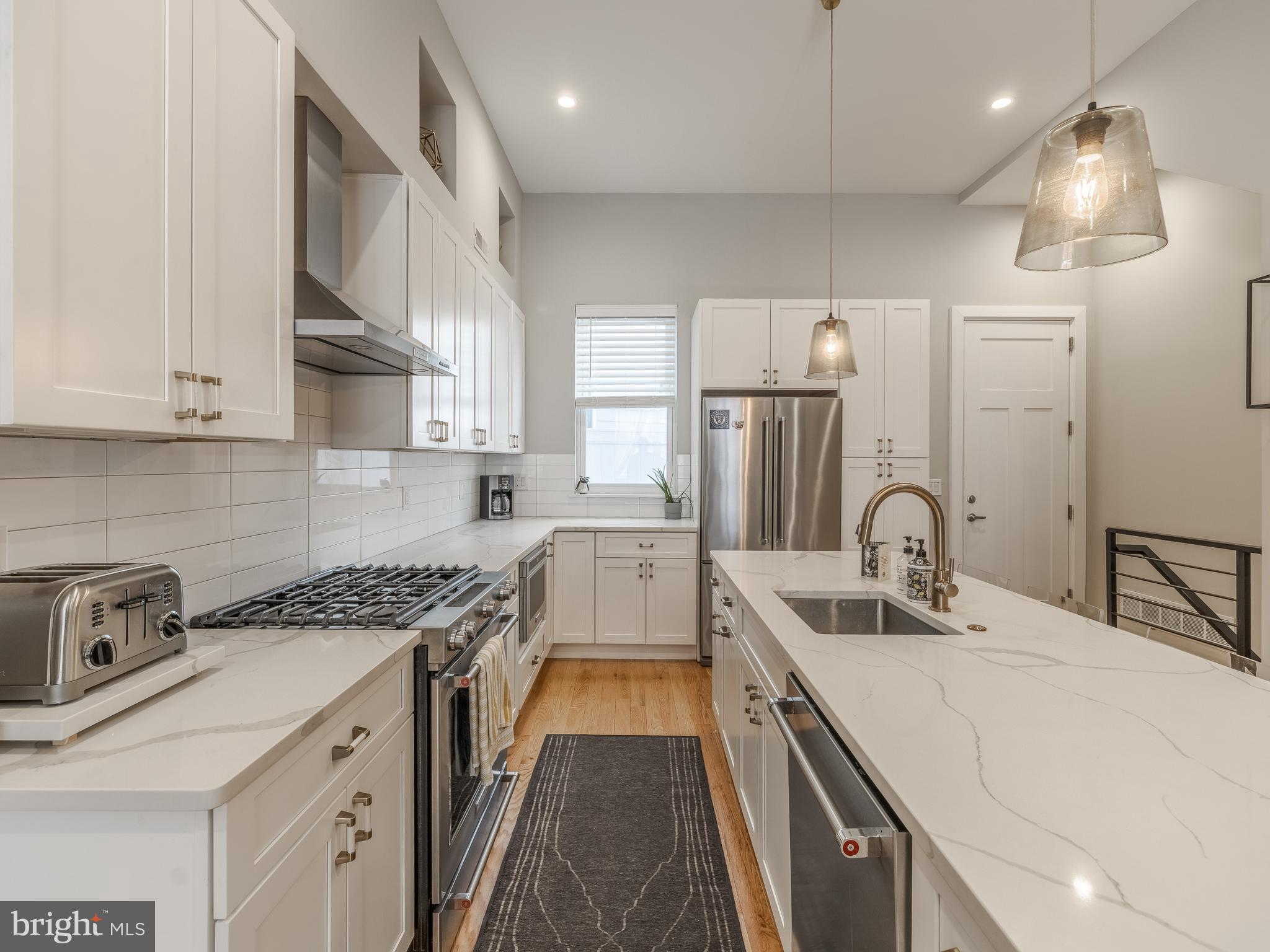 129 W ALLEN STREET