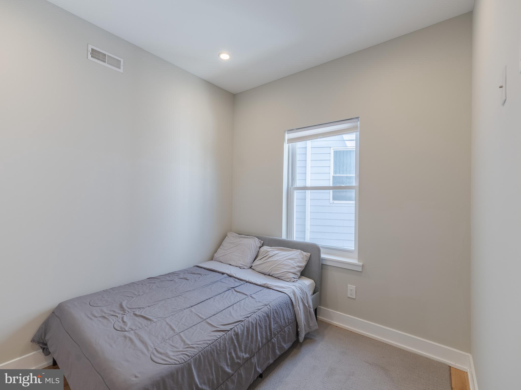 129 W ALLEN STREET