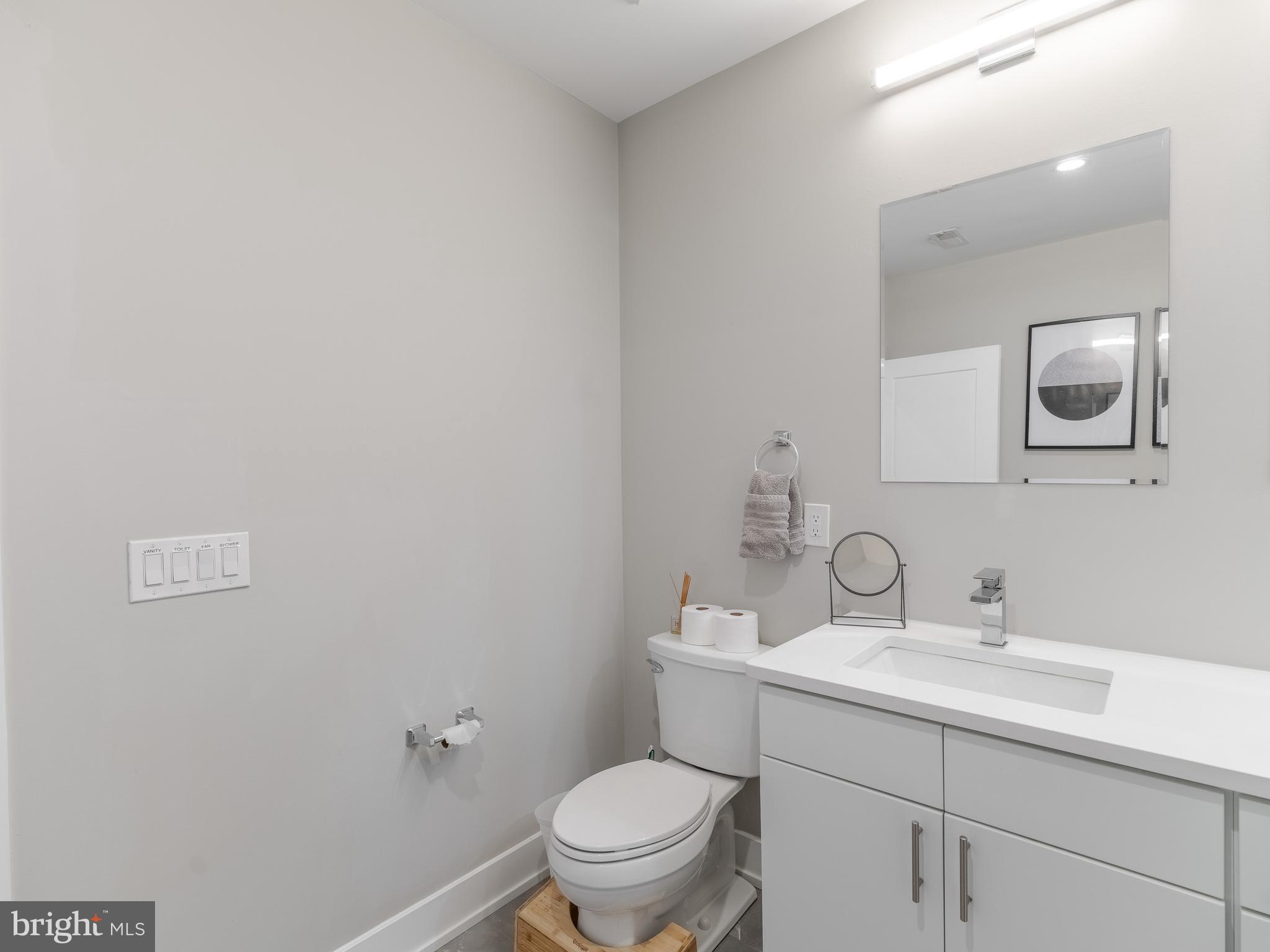 129 W ALLEN STREET