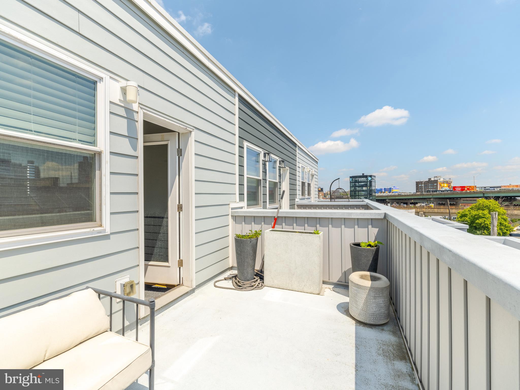 129 W ALLEN STREET