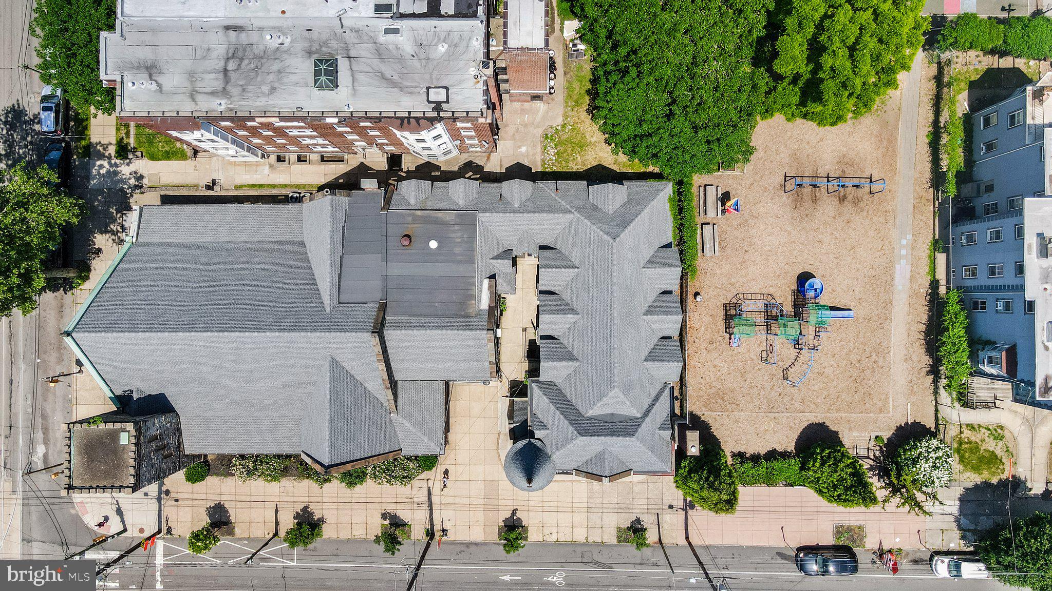 425 S 42ND STREET