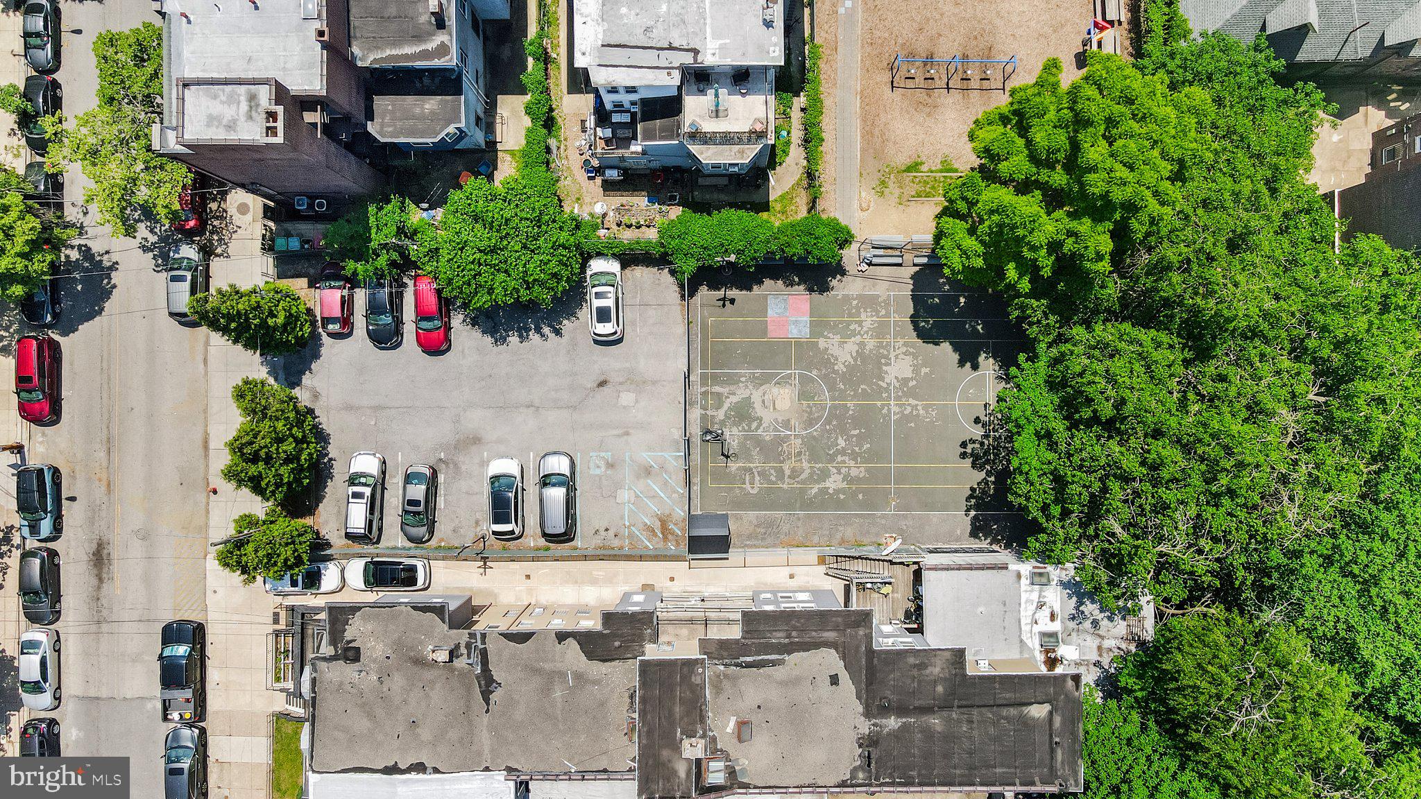 425 S 42ND STREET