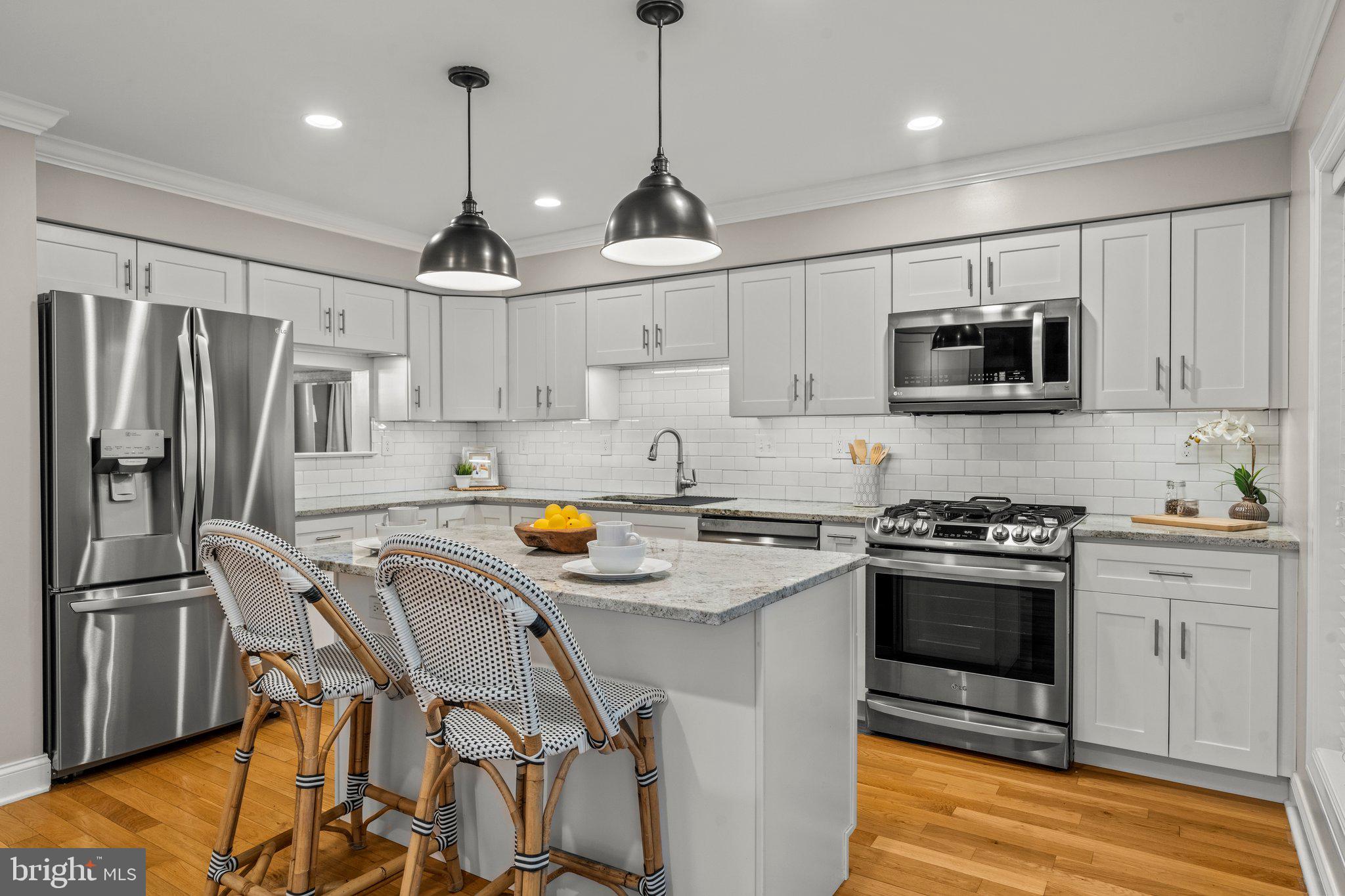 100 PARKER AVENUE 10