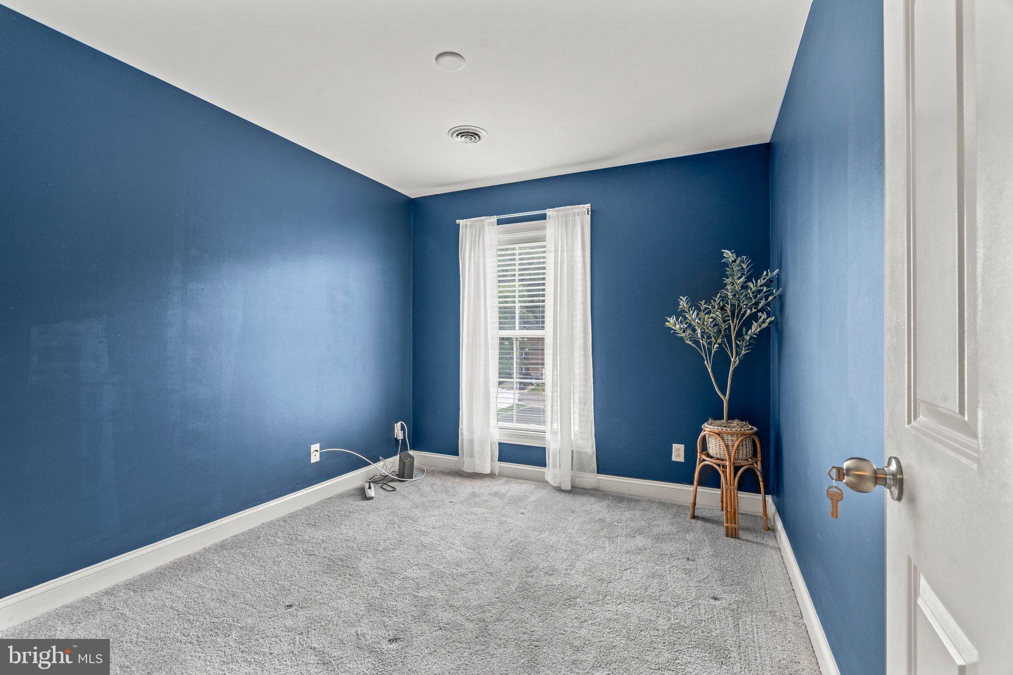 100 PARKER AVENUE 10