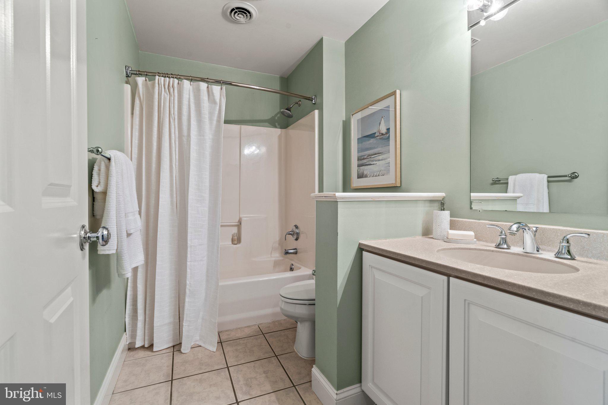 100 PARKER AVENUE 10