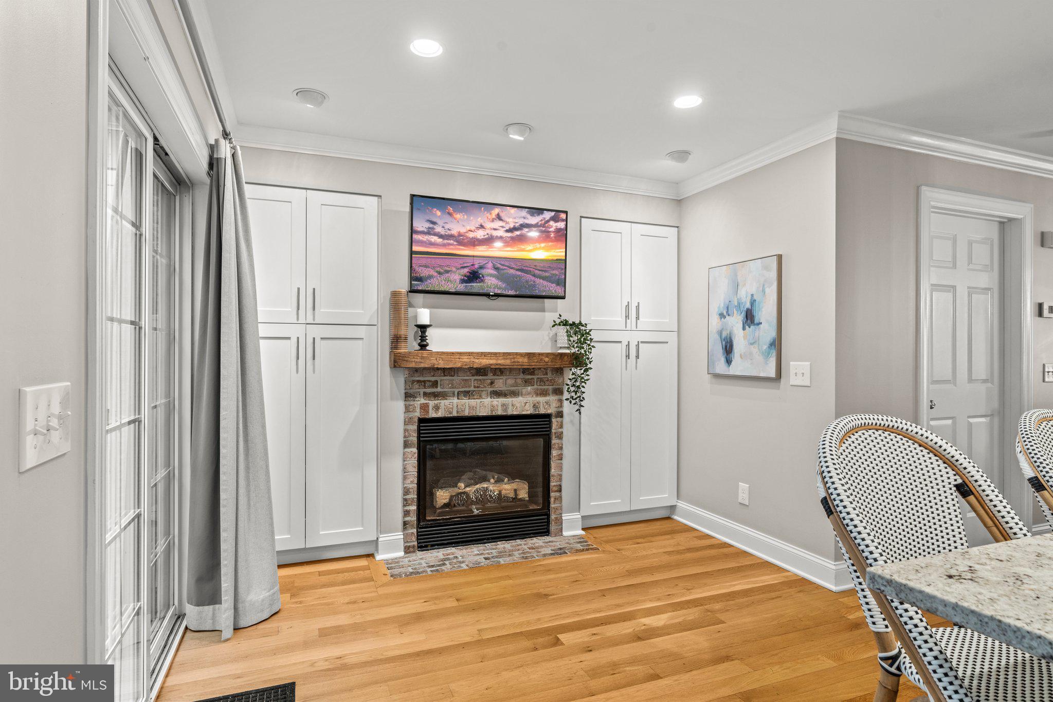 100 PARKER AVENUE 10