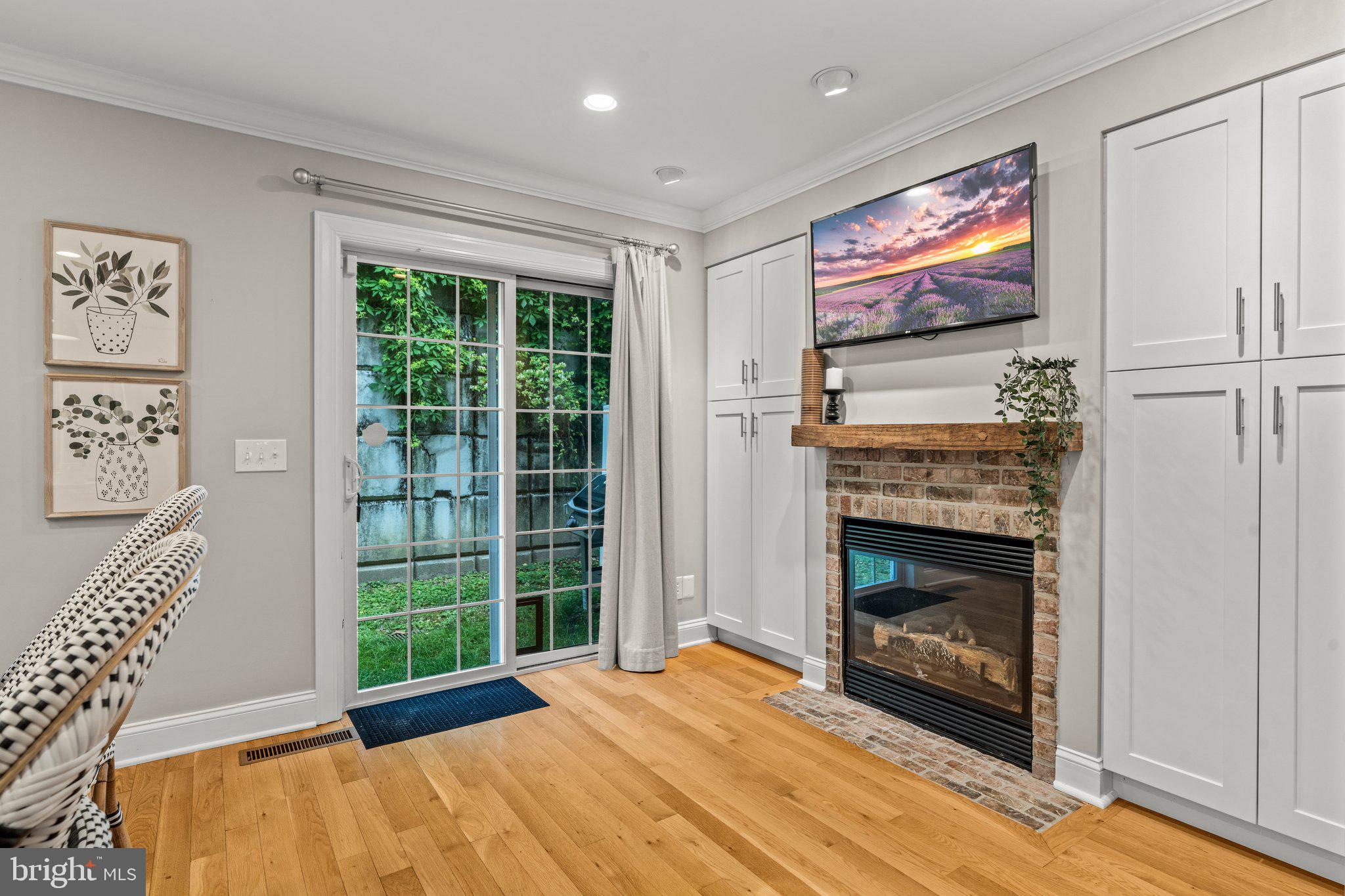 100 PARKER AVENUE 10