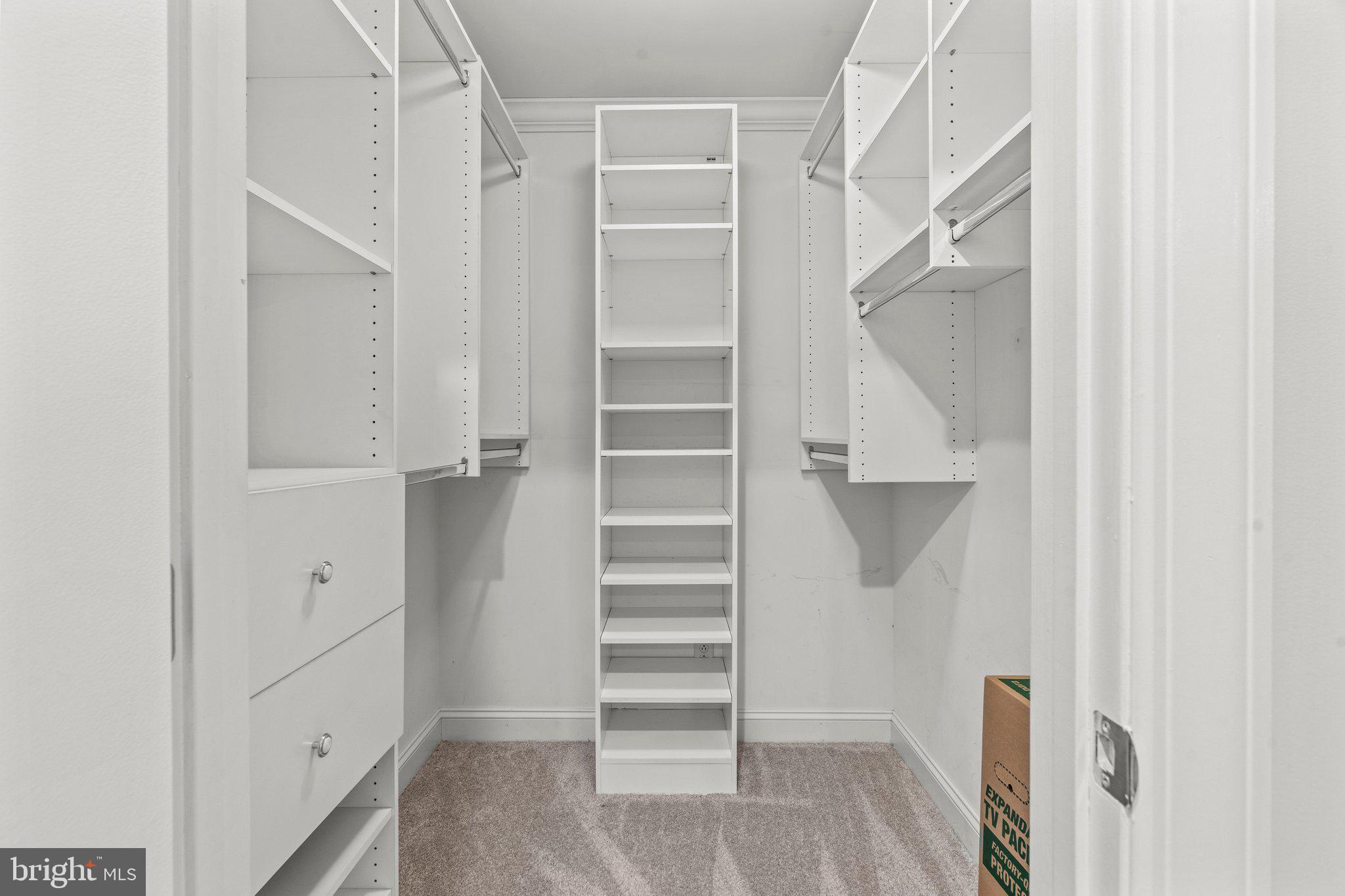 100 PARKER AVENUE 10