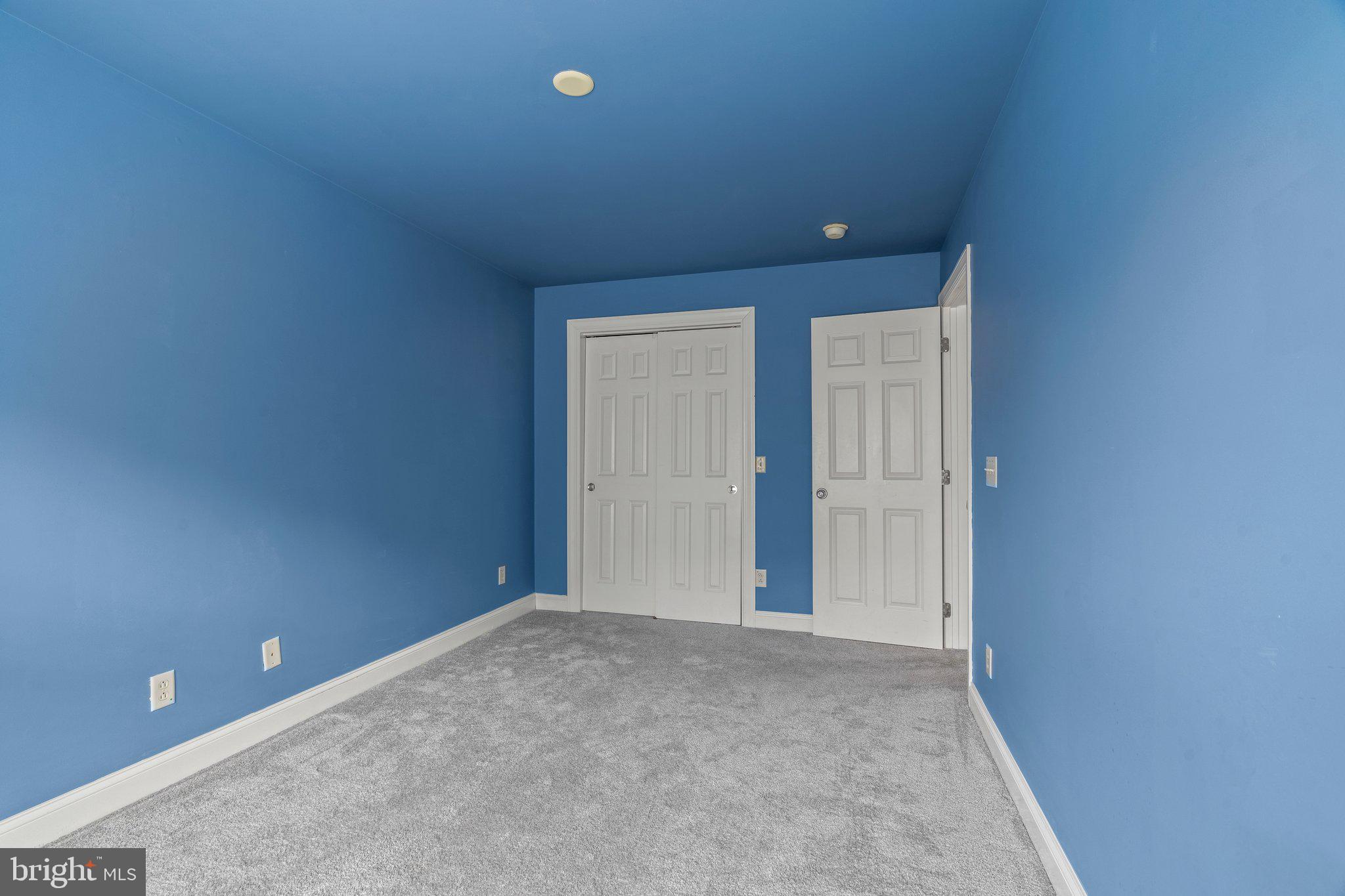 100 PARKER AVENUE 10