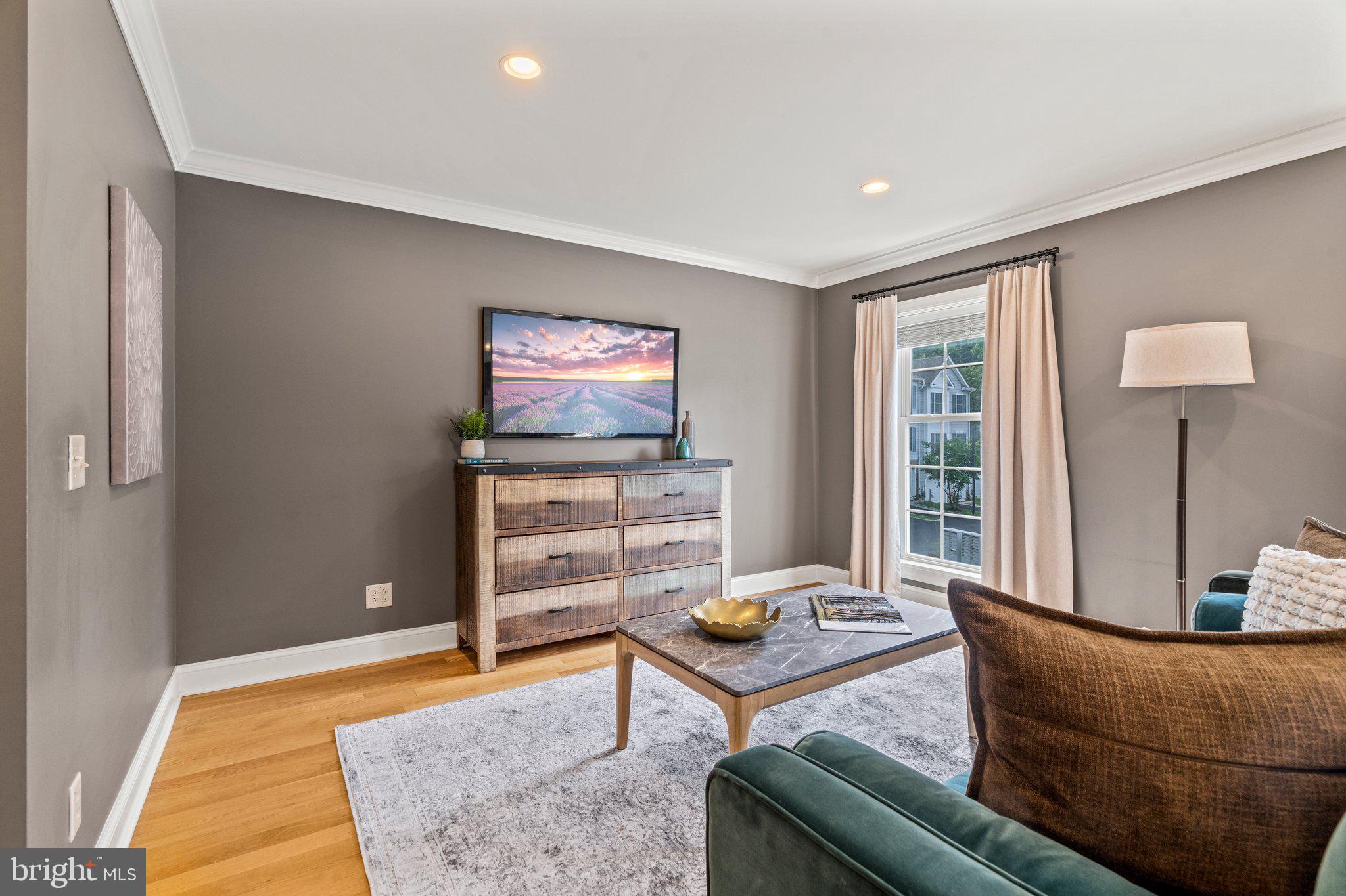 100 PARKER AVENUE 10