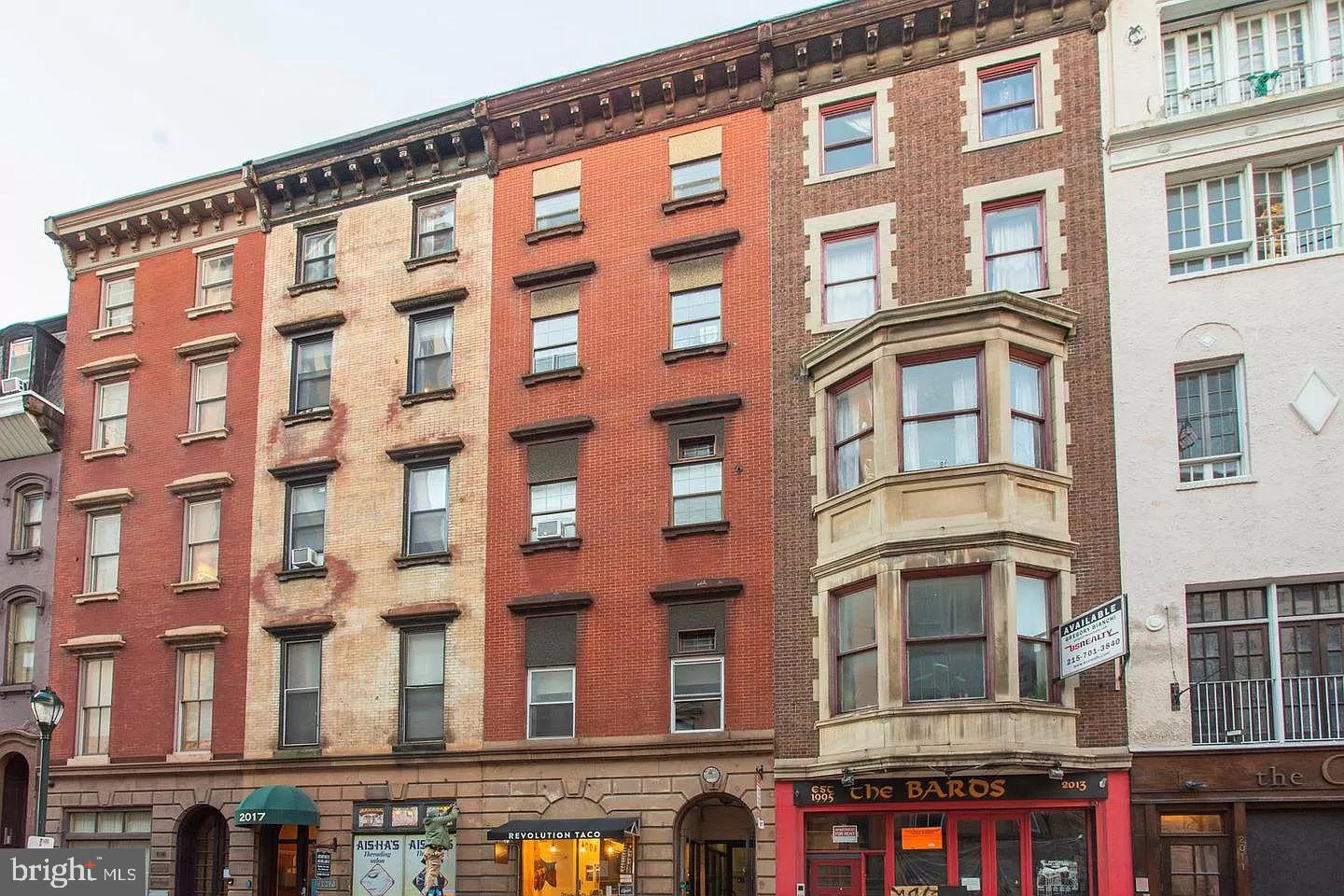 2015 WALNUT STREET 202
