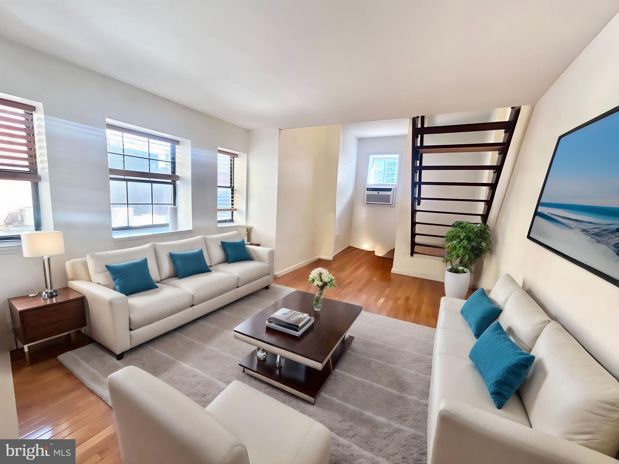 2015 WALNUT STREET 307