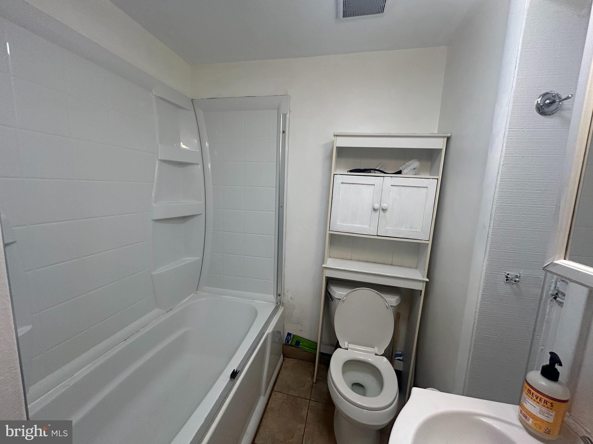 2015 WALNUT STREET 307
