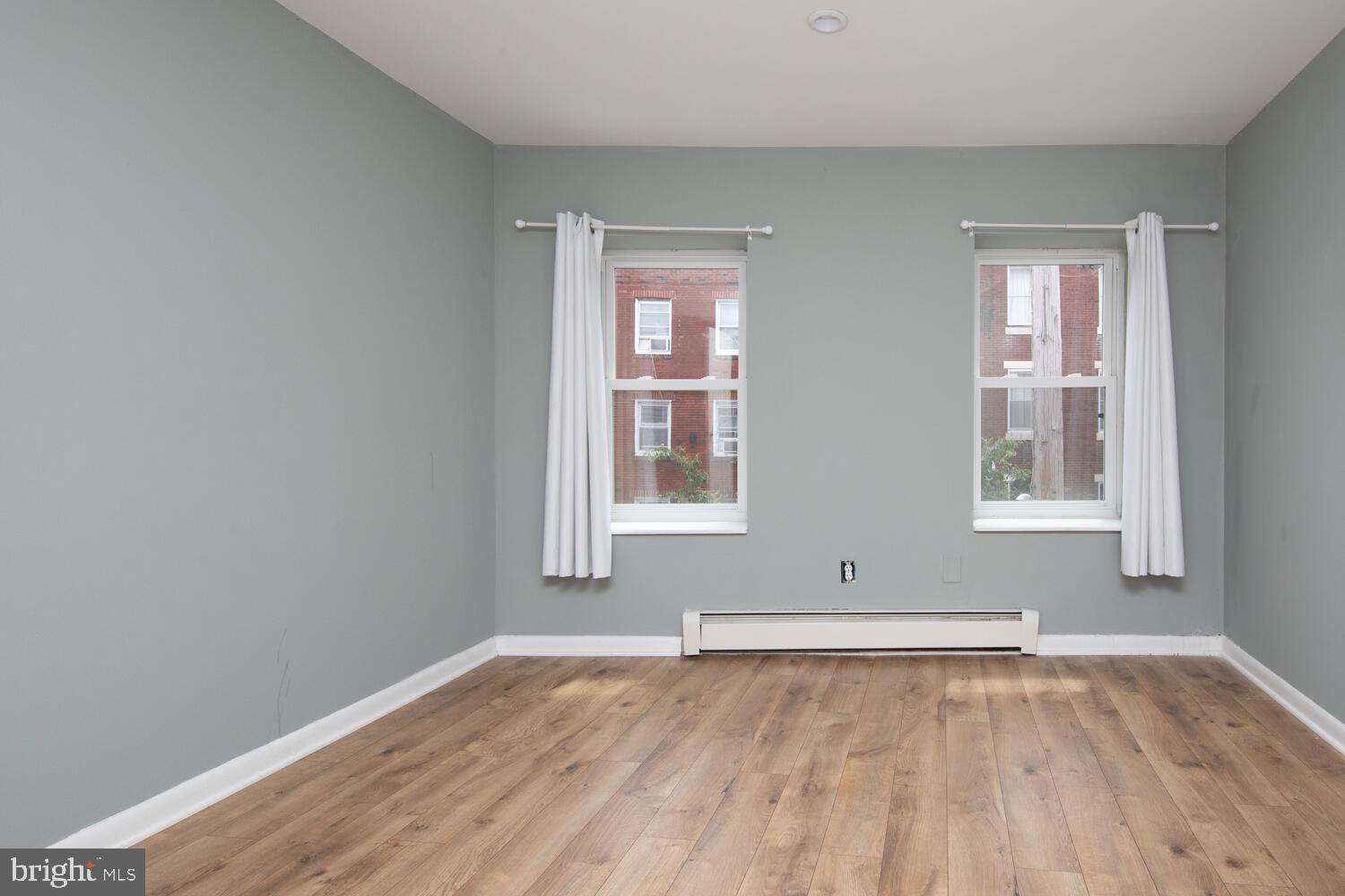1006 S 8TH STREET