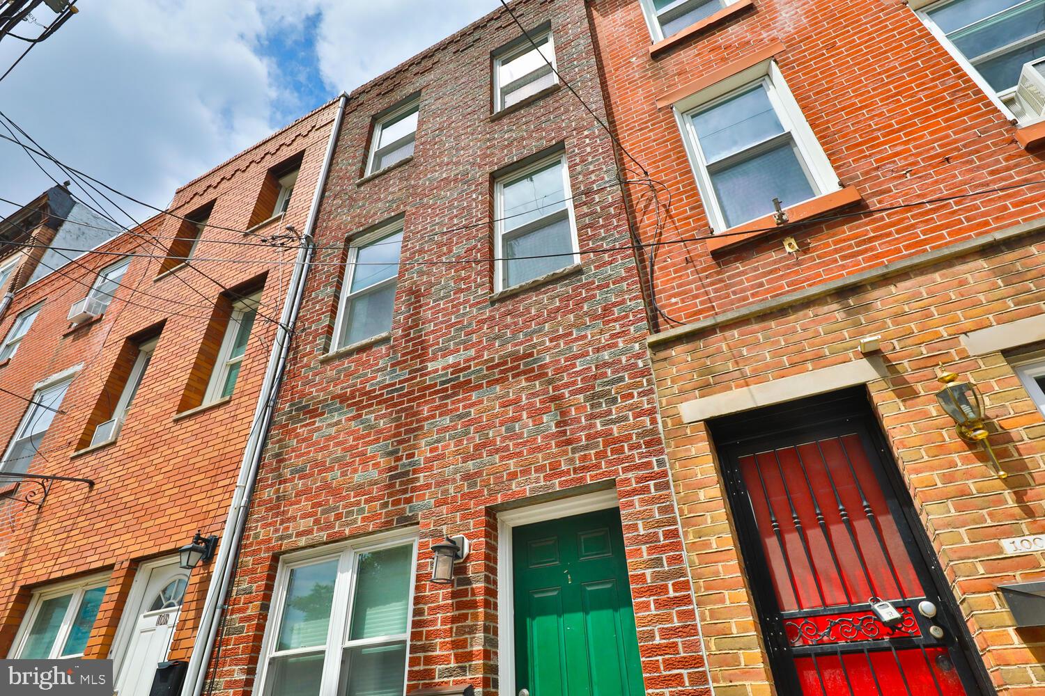 1006 S 8TH STREET