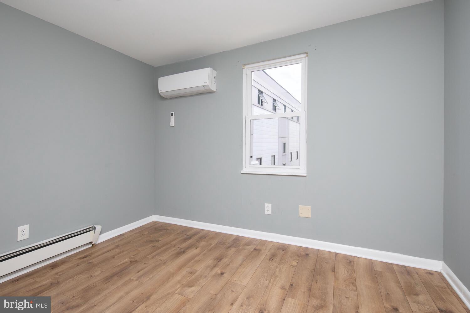1006 S 8TH STREET