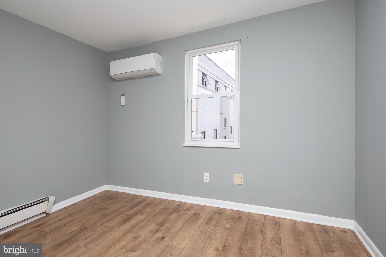 1006 S 8TH STREET